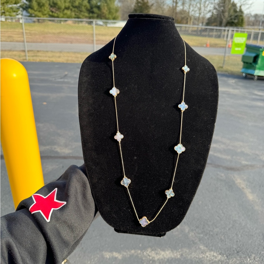 FAMILY VINTAGE STATEMENT NECKLACE